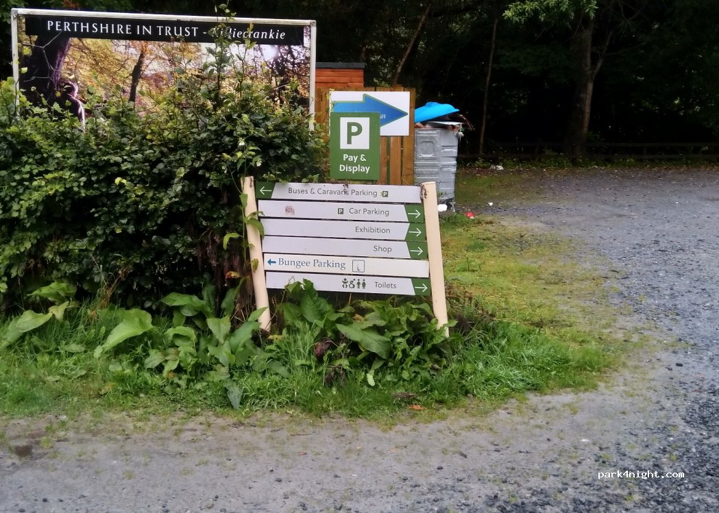 Killiecrankie Visitor Centre Parking — foto
