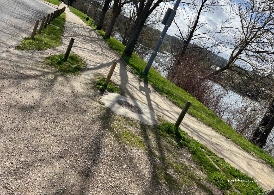 (78230) Le Pecq - Boulevard de la Libération — foto 2