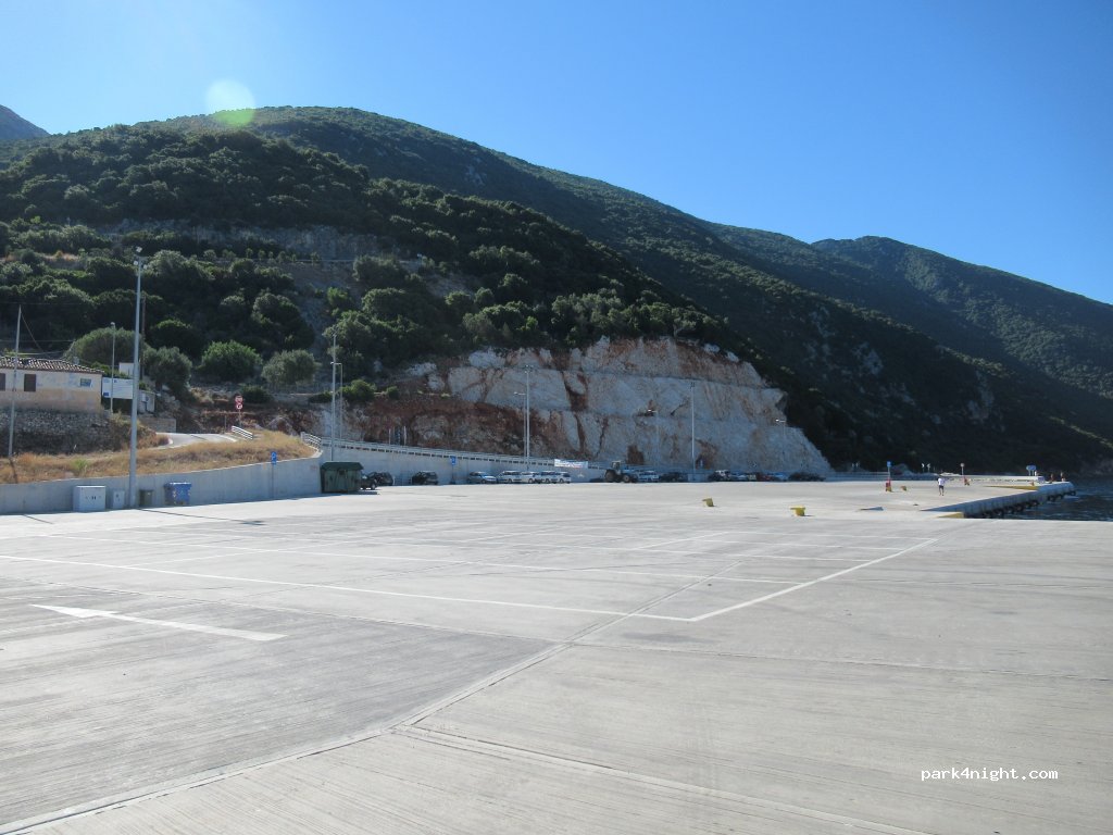 (28300) Perahori - Διακλάδωση Πίσω Αετού — foto