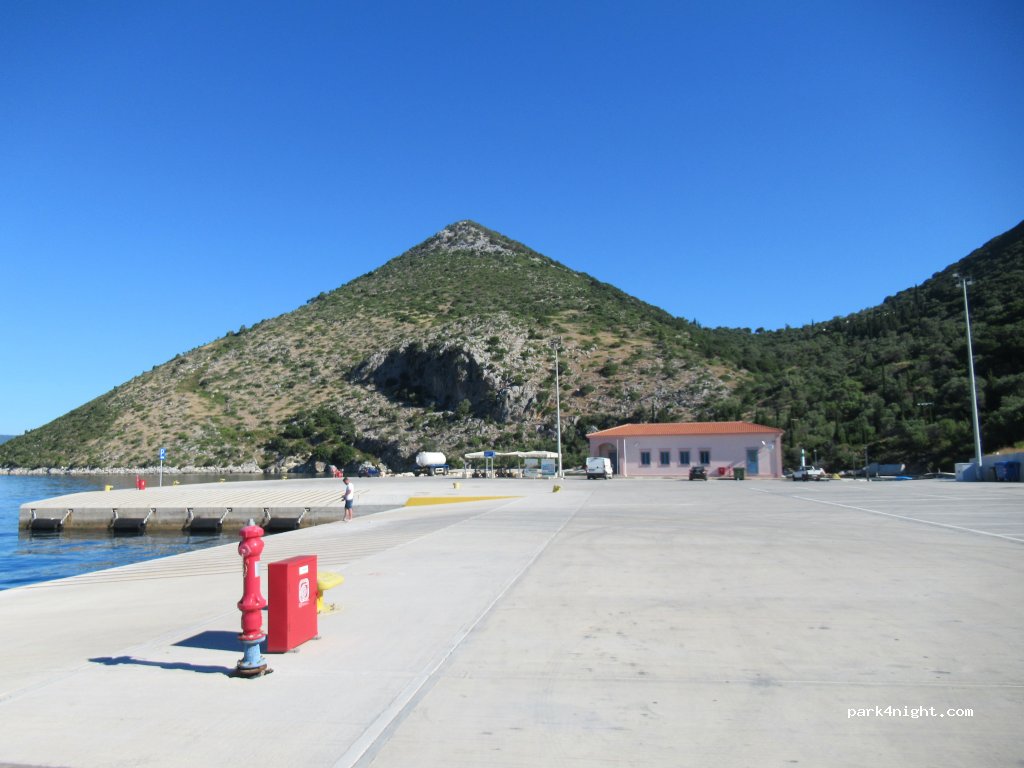 (28300) Perahori - Διακλάδωση Πίσω Αετού — foto 3