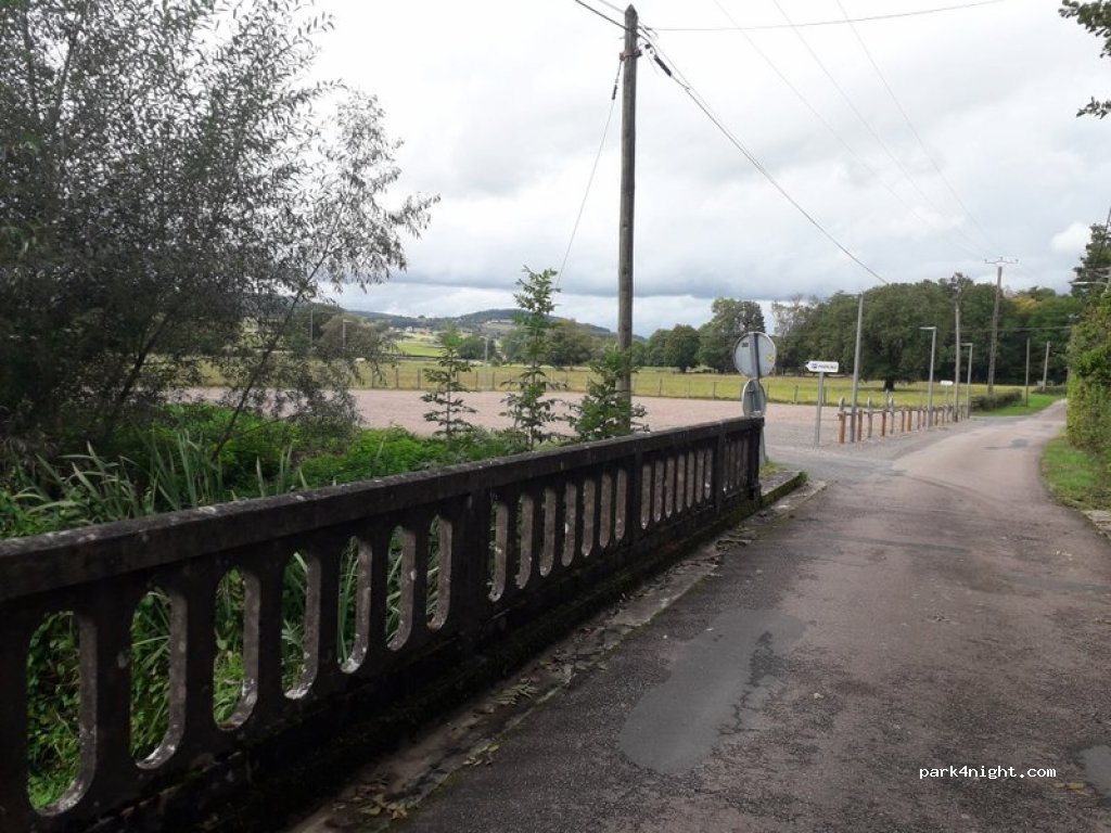 (71190) Laizy - rue de la Rochette — foto