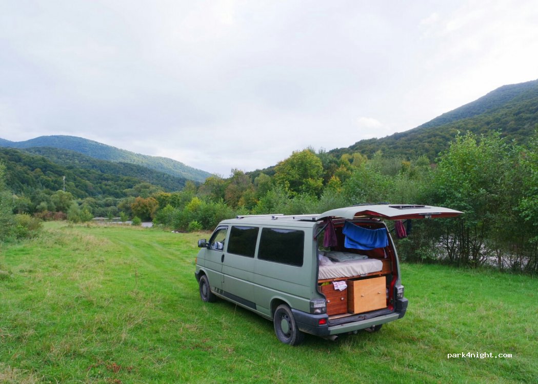 (89121) Pidpolozzya - Unnamed Road — foto