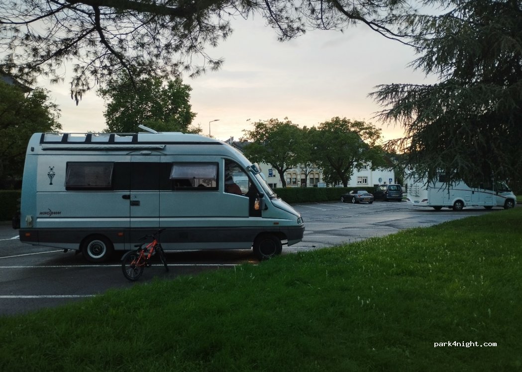 (5451) Stadbriedemes - 3-9 Waistrooss — foto 2