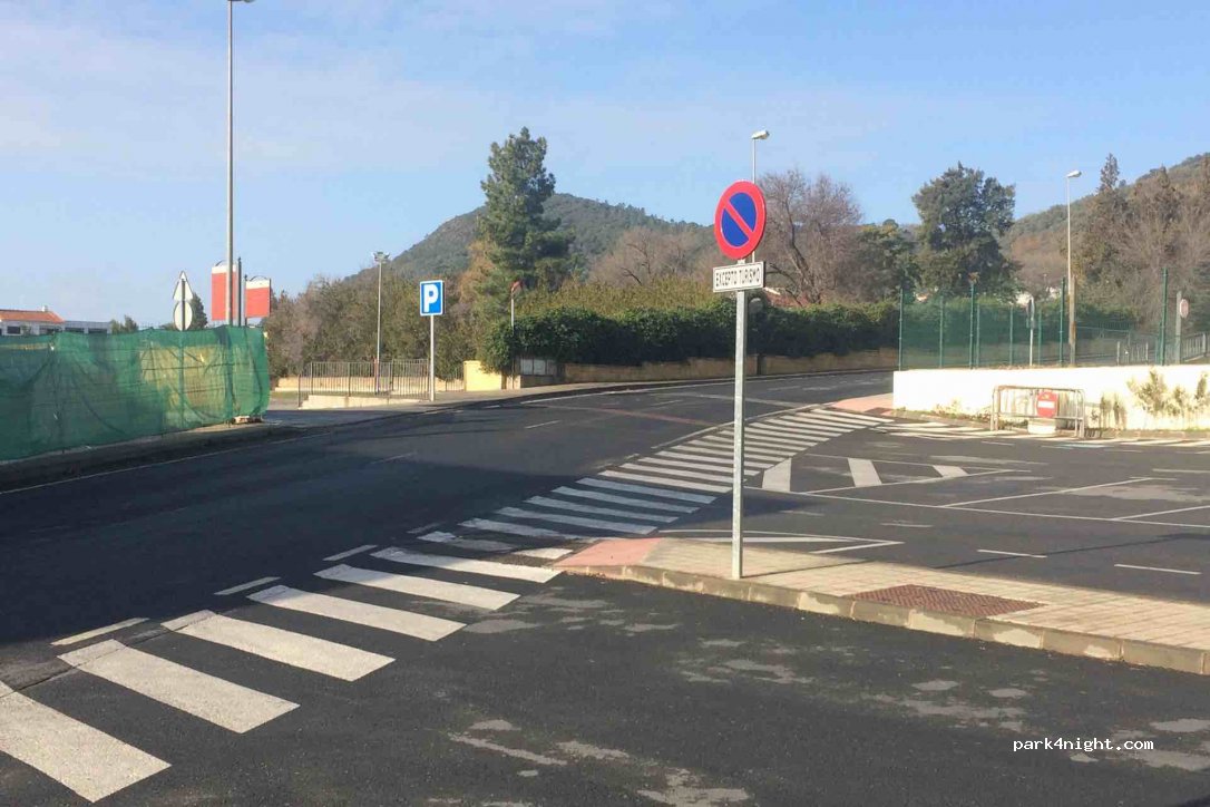 (21200) Aracena - 9 Avenida Reina de los Ángeles — foto 2
