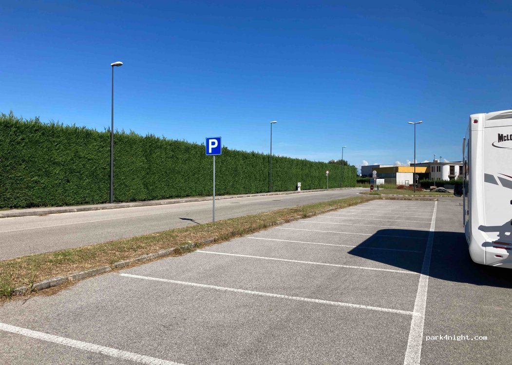 (35030) Ponte Tezze - 72 Via Dante Alighieri — foto