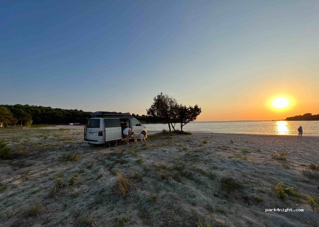 (480 62) Fanari - Unnamed Road — foto 4