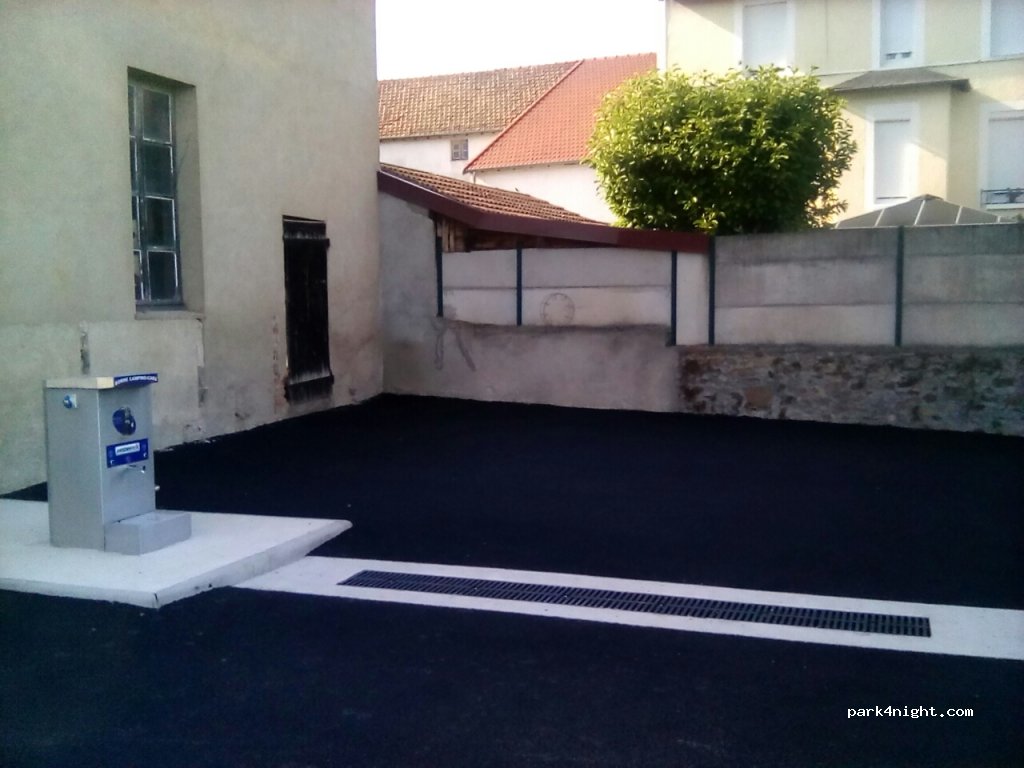 (23110) Évaux-les-Bains - 5 Avenue de la République — foto 2