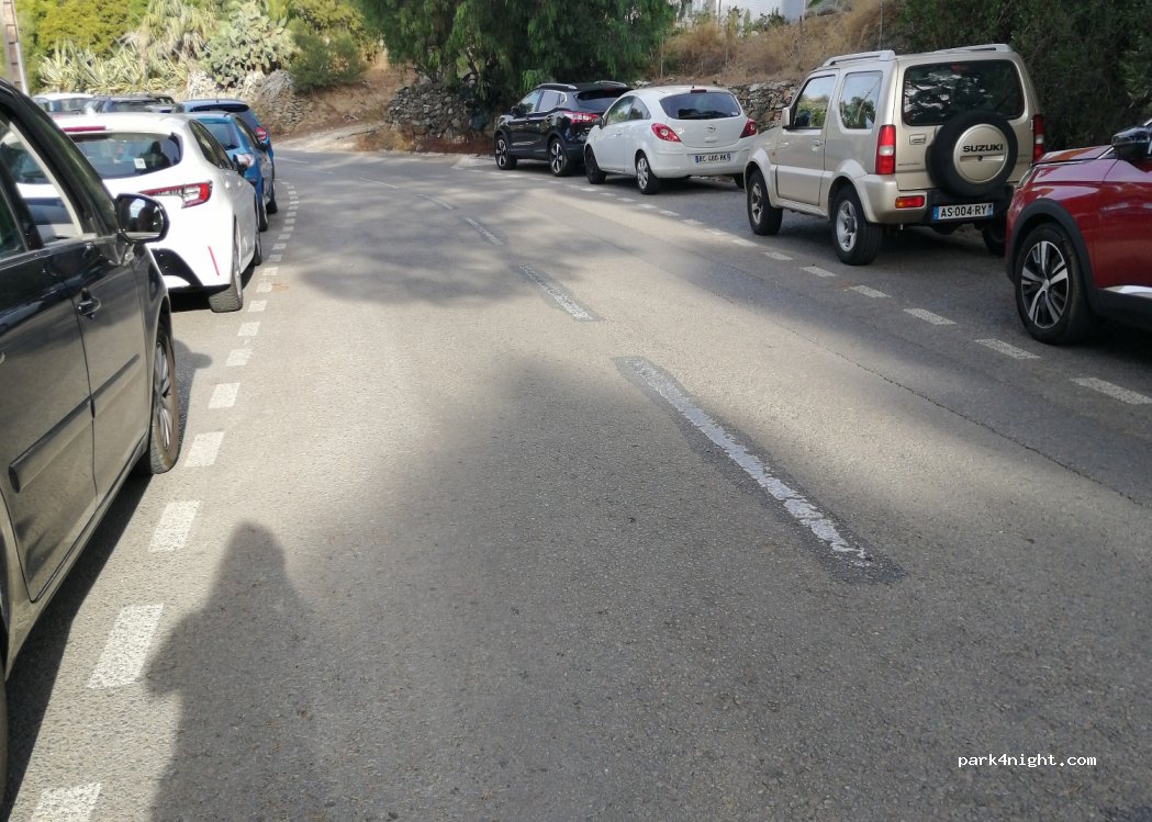 (83400) Hyères - 177 Boulevard Edouard Herriot — foto 2