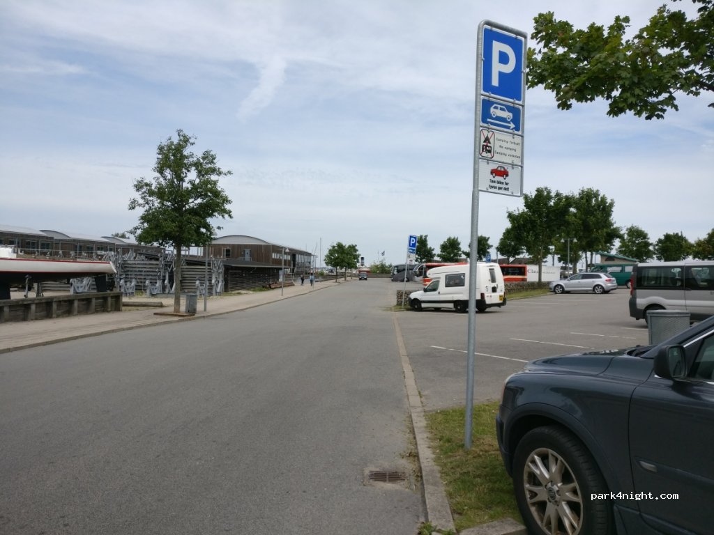(4000) Roskilde - 14 Sankt Clara Vej — foto