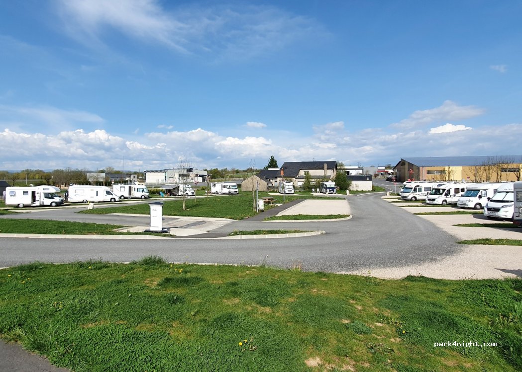 (12310) Laissac - 1 Chemin d'Ampiac — foto