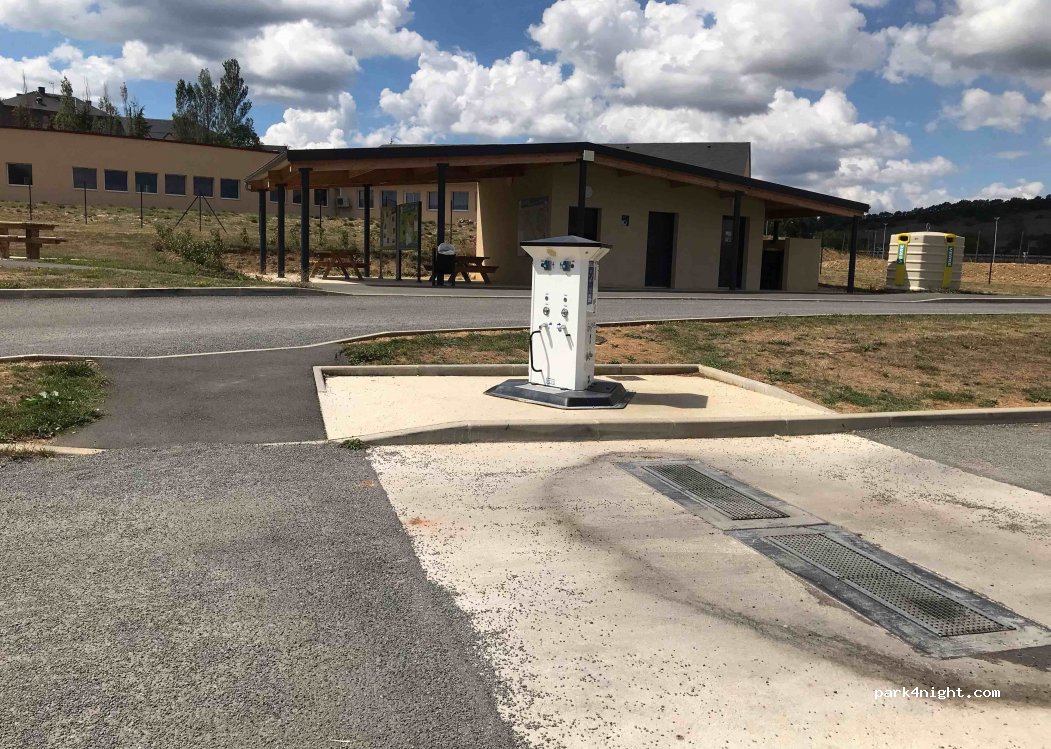 (12310) Laissac - 1 Chemin d'Ampiac — foto 2