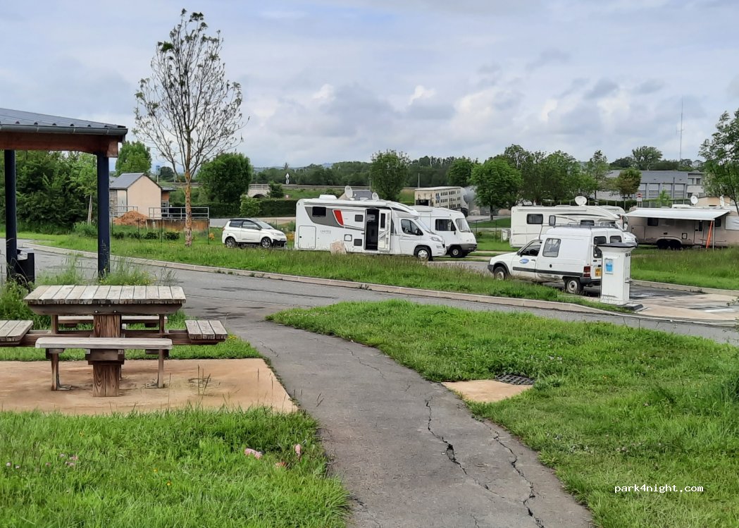 (12310) Laissac - 1 Chemin d'Ampiac — foto 4