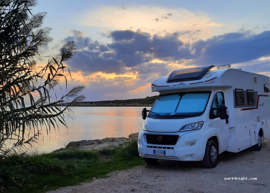 (74122) Taranto - 20 Via Arca di Noè — foto