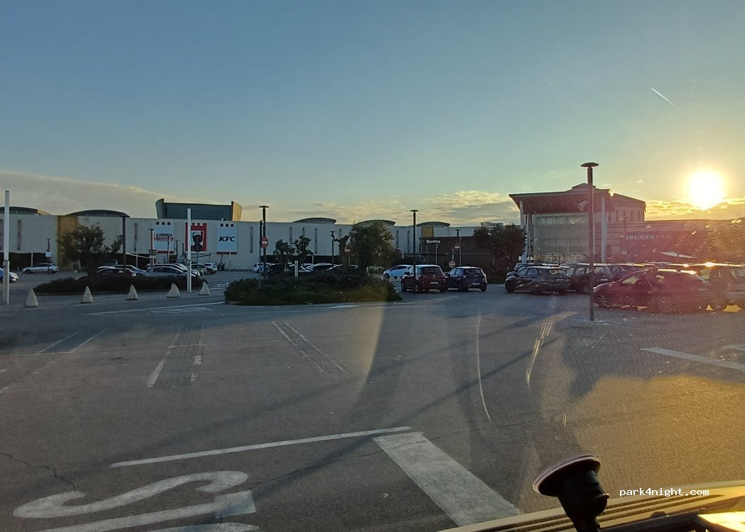 (70056) Molfetta - 10A Via Adriano Olivetti — foto 5