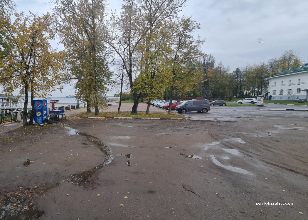(156000) Kostroma - 3 Ulitsa 1 Maya — foto