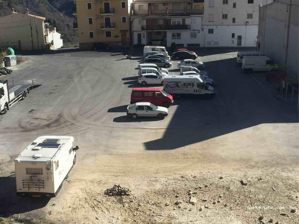 (18160) Güejar Sierra - 2 Avenida Libertad — foto 3