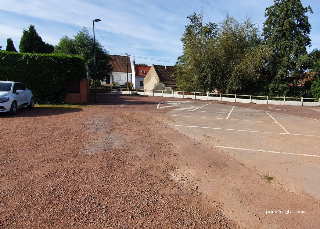 (62150) Houdain - 40 Place des Martyrs — foto 2