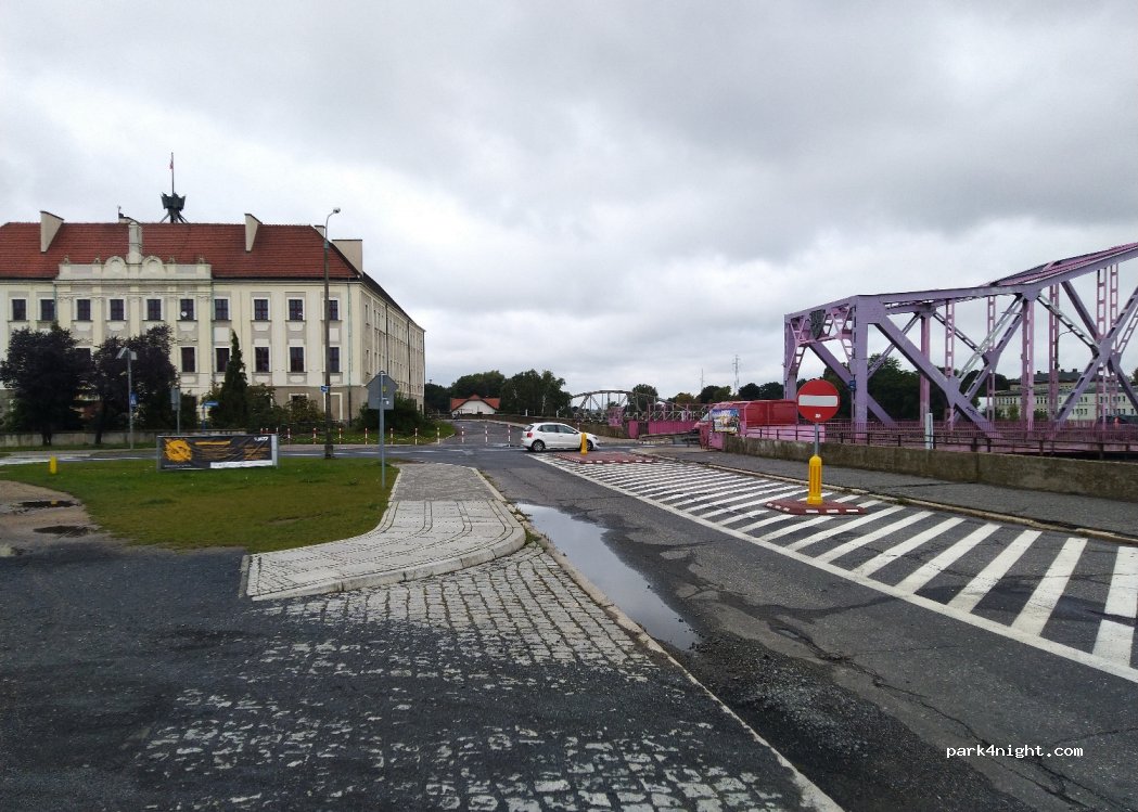 (67-210) Głogów - 1 Brama Brzostowska — foto 2