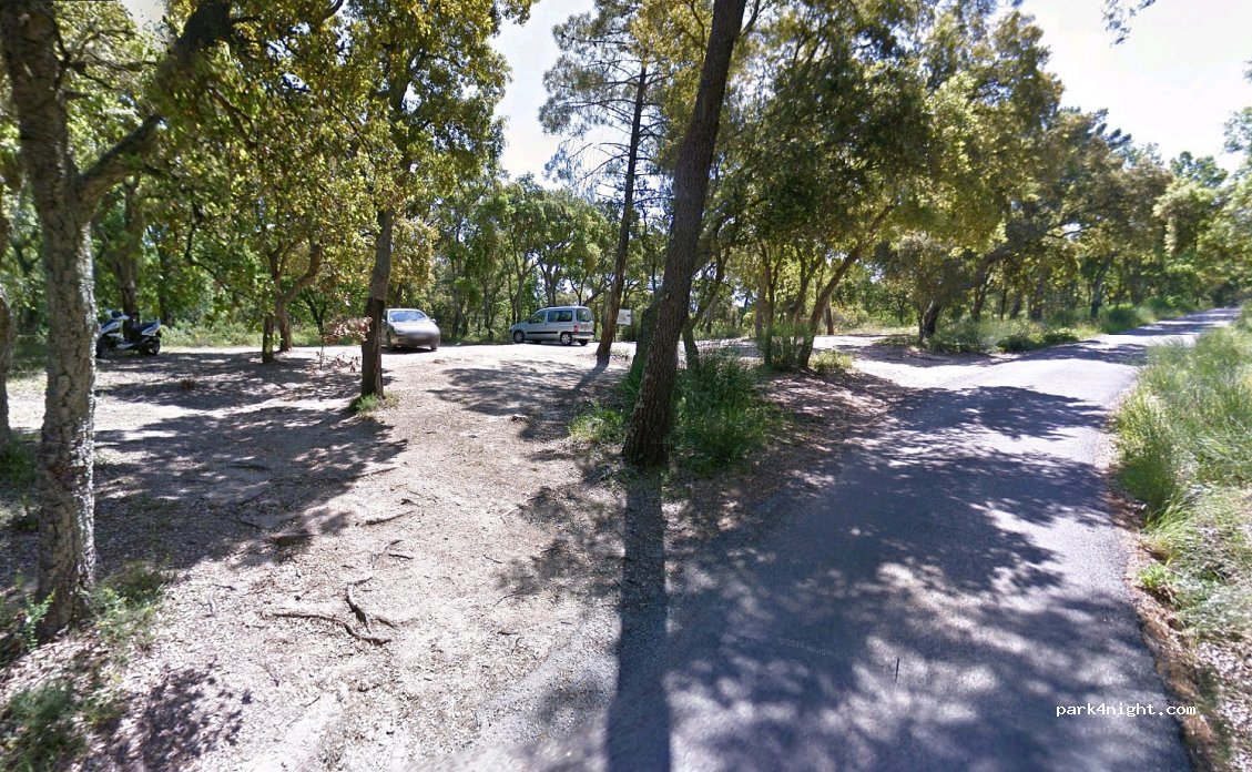 (83490) Roquebrune-sur-Argens - Les Baumettes — foto