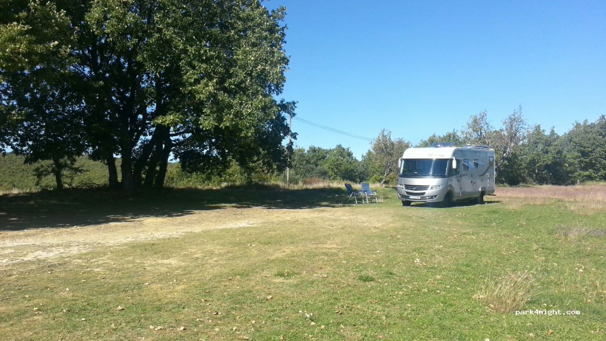 (04150) Simiane-la-Rotonde - Les Gamattes — foto