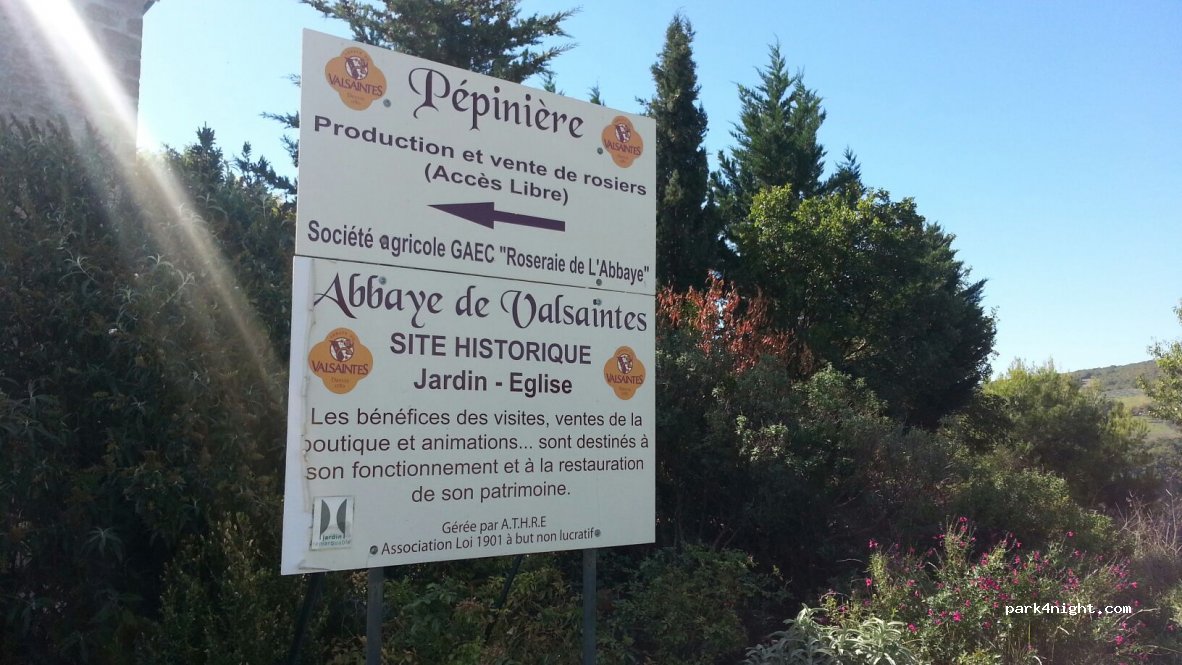 (04150) Simiane-la-Rotonde - Les Gamattes — foto 2