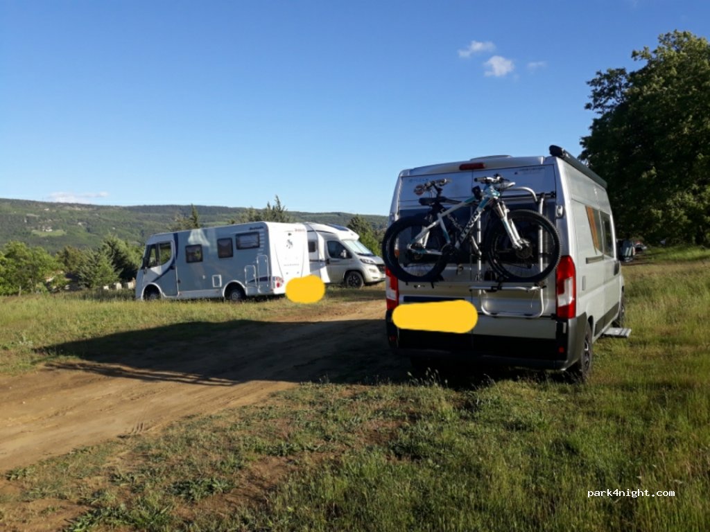 (04150) Simiane-la-Rotonde - Les Gamattes — foto 3