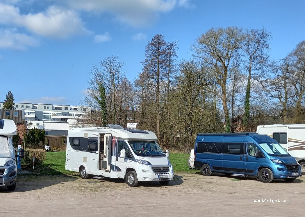 Wohnmobilstellplatz am Schützenplatz Buxtehude — foto 4