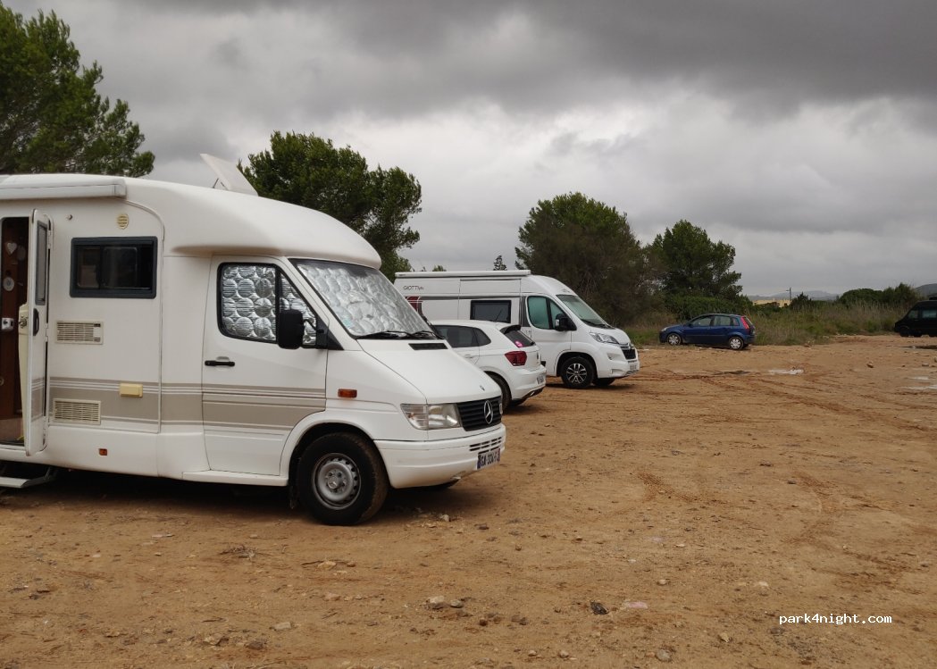 (07800) Eivissa - 1025 Carrer de s'Illa Plana — foto