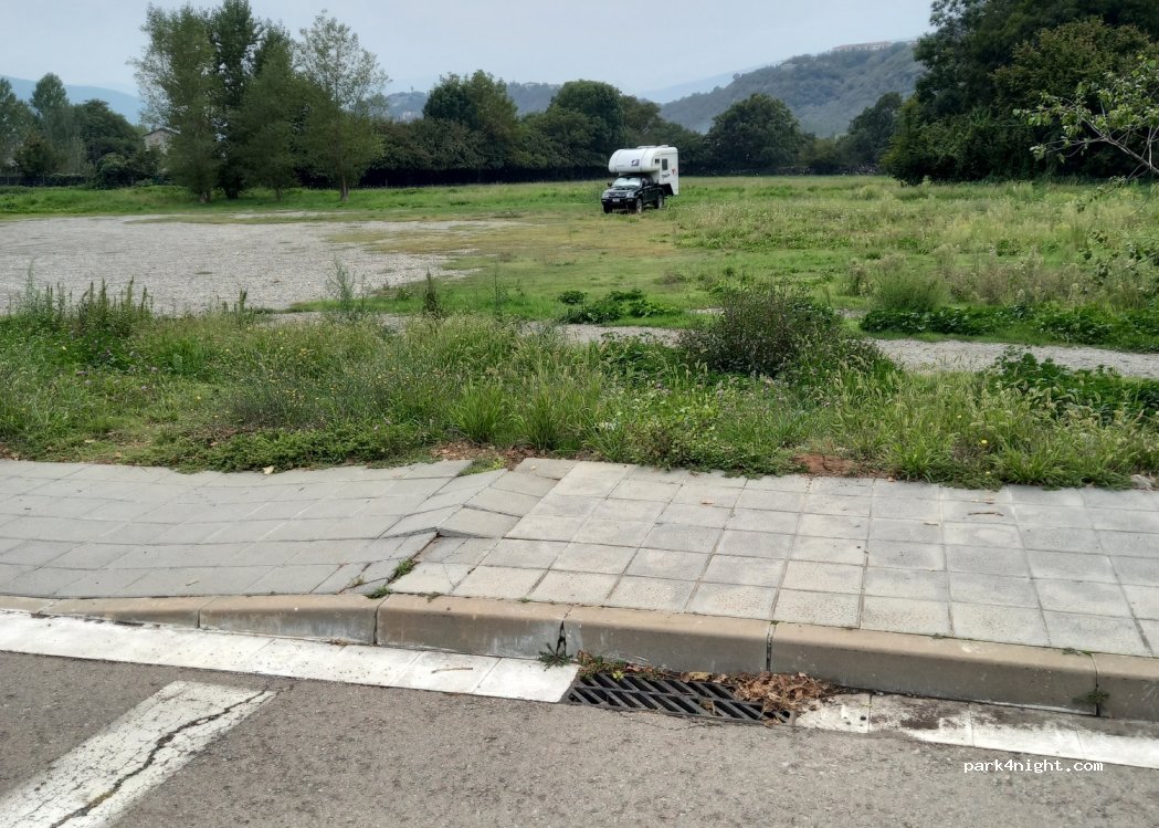 (25700) La Seu d'Urgell - 1 Passeig de l'Horta del Valira — foto 2