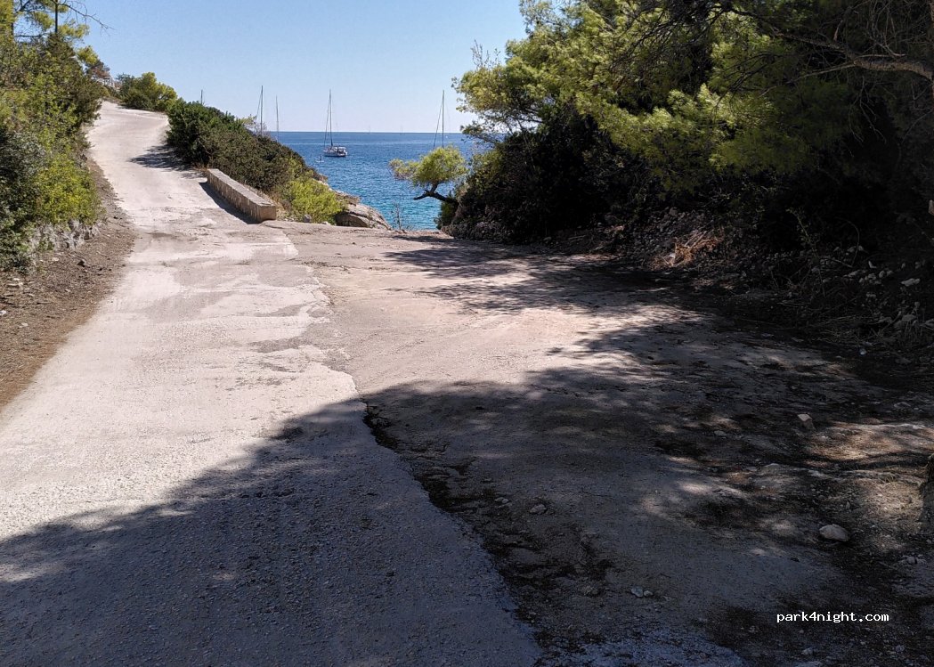 (180 10) Kavos - Leoforos Aphaia — foto