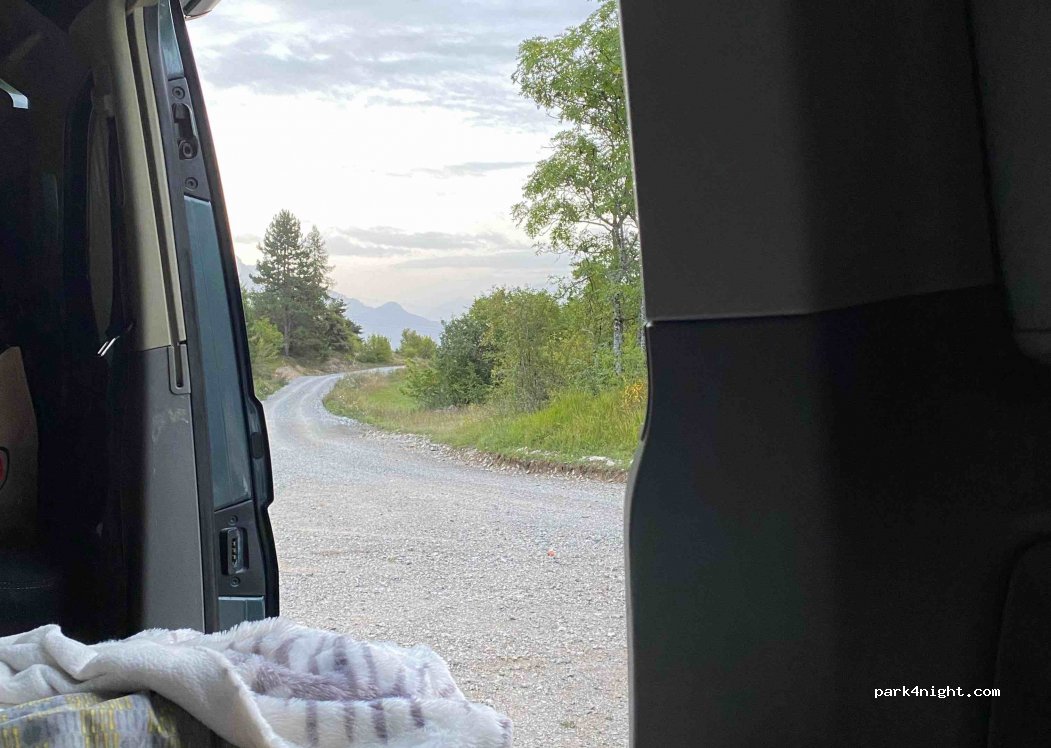(05230) Chorges - Unnamed Road — foto