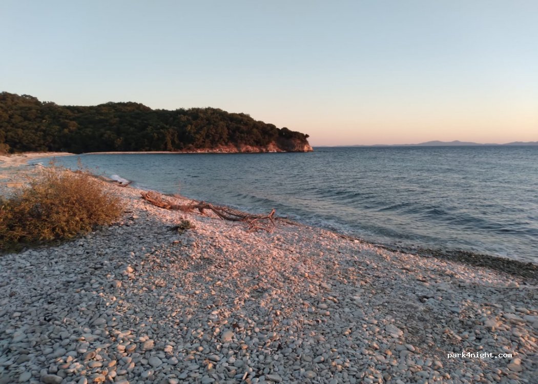 (463 00) Vrinë - Unnamed Road — foto 2