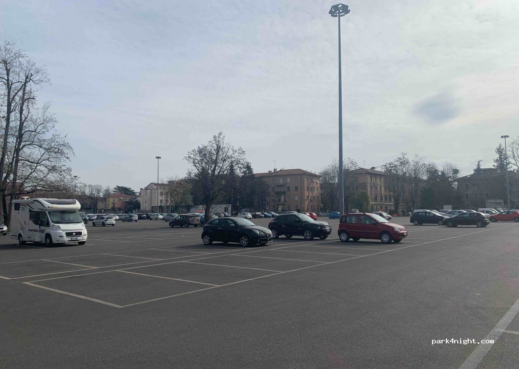 (29121) Piacenza - 27 Viale Palmerio Raimondo — foto 4