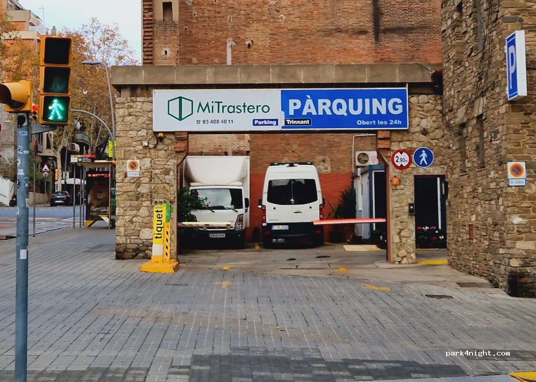 (08041) Barcelona - 114 Carrer de Trinxant — foto 4