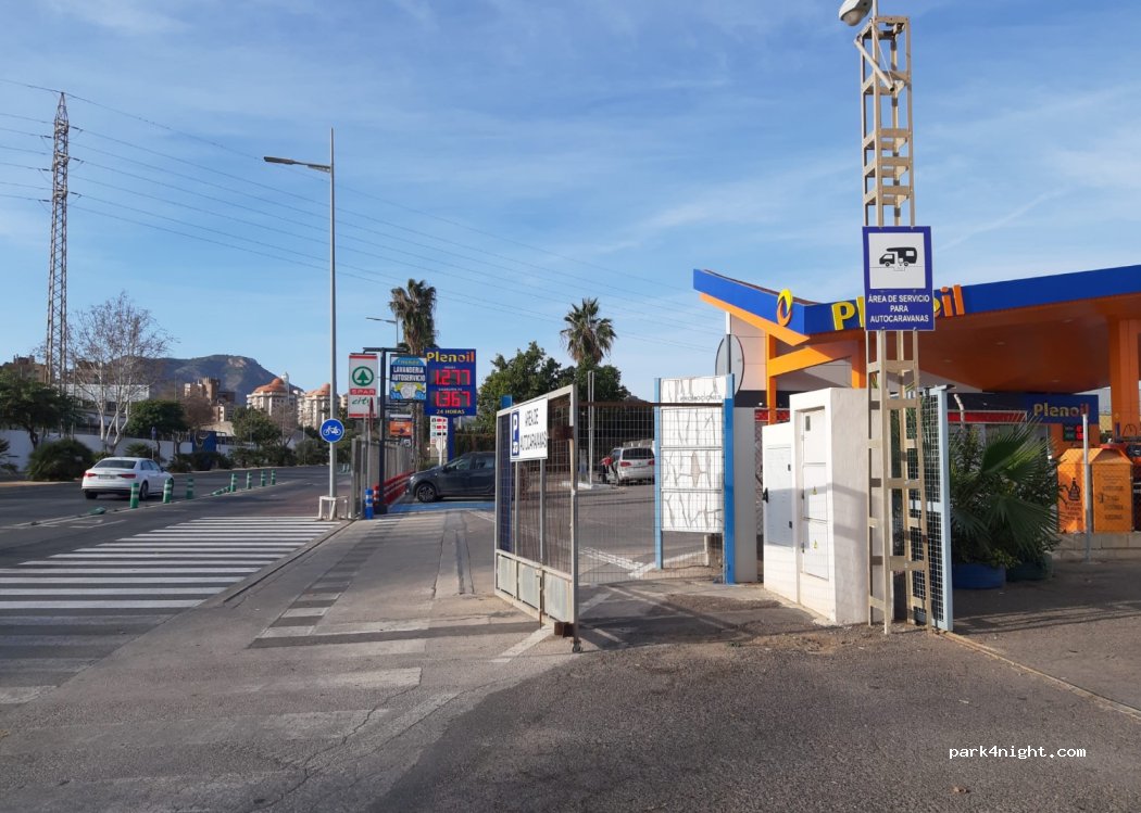 Area Camper Gasolinera Cartagena — foto 4