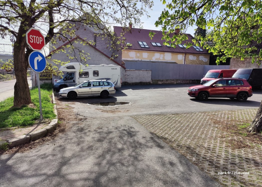 (280 02) Kolín - Mostní — foto