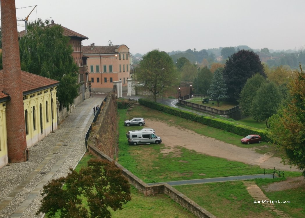 (26029) Soncino - 2 Via Borgo Sotto — foto