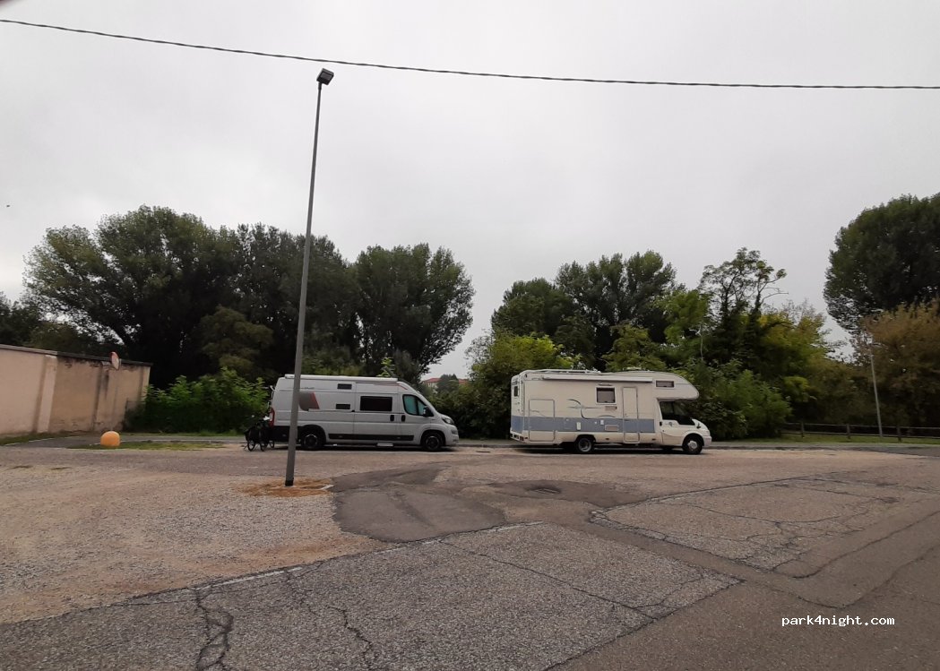(46100) Mantova - 71 Vicolo Maestro — foto