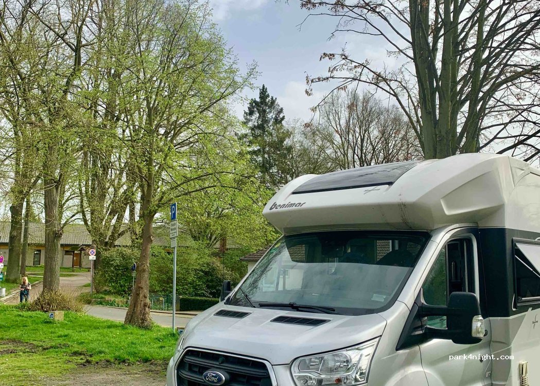 Wohnmobilstellplatz am Freibad — foto 4