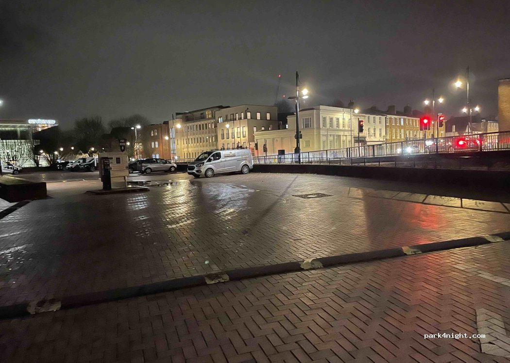 (TW18 4BU) Staines - Staines Bridge — foto 3