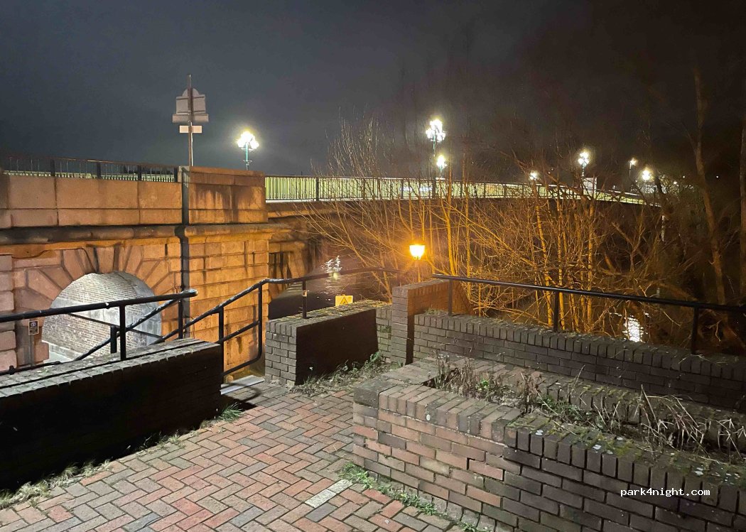 (TW18 4BU) Staines - Staines Bridge — foto 5