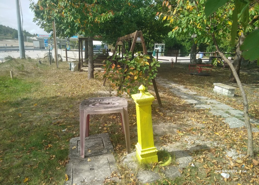 (67020) Castelnuovo - Strada Statale 17 — foto 3
