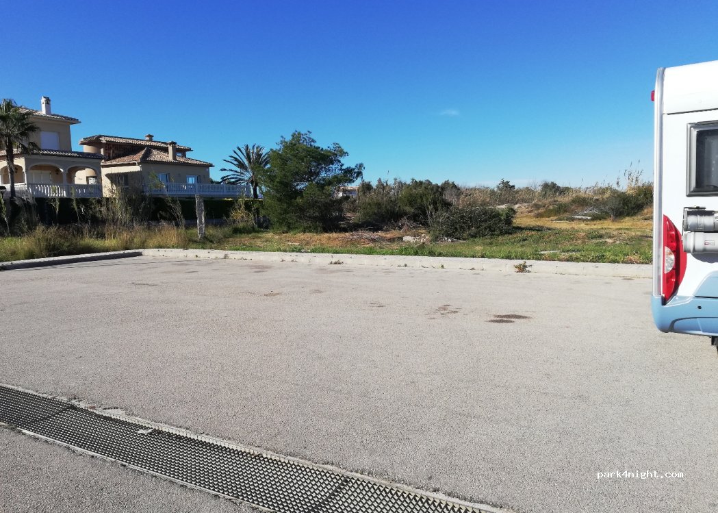 (46780) Oliva - 28 Avinguda Dalí — foto 2