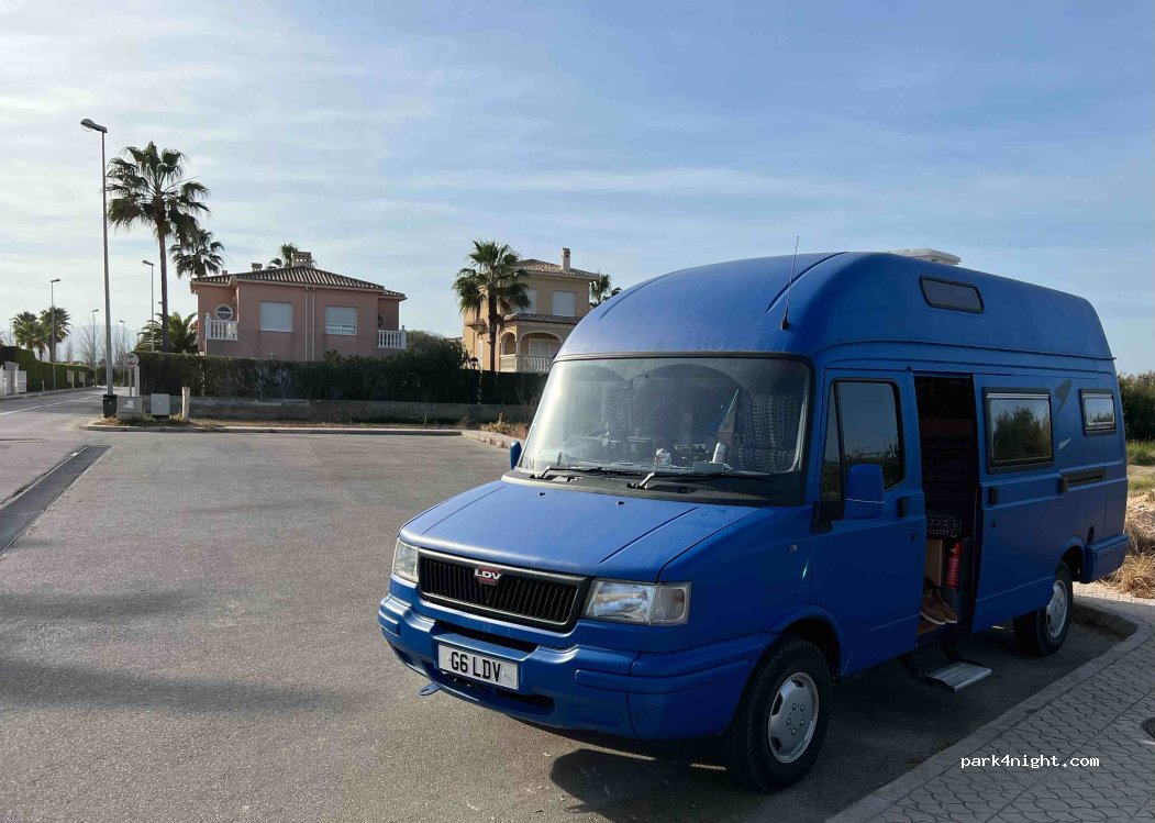 (46780) Oliva - 28 Avinguda Dalí — foto 3