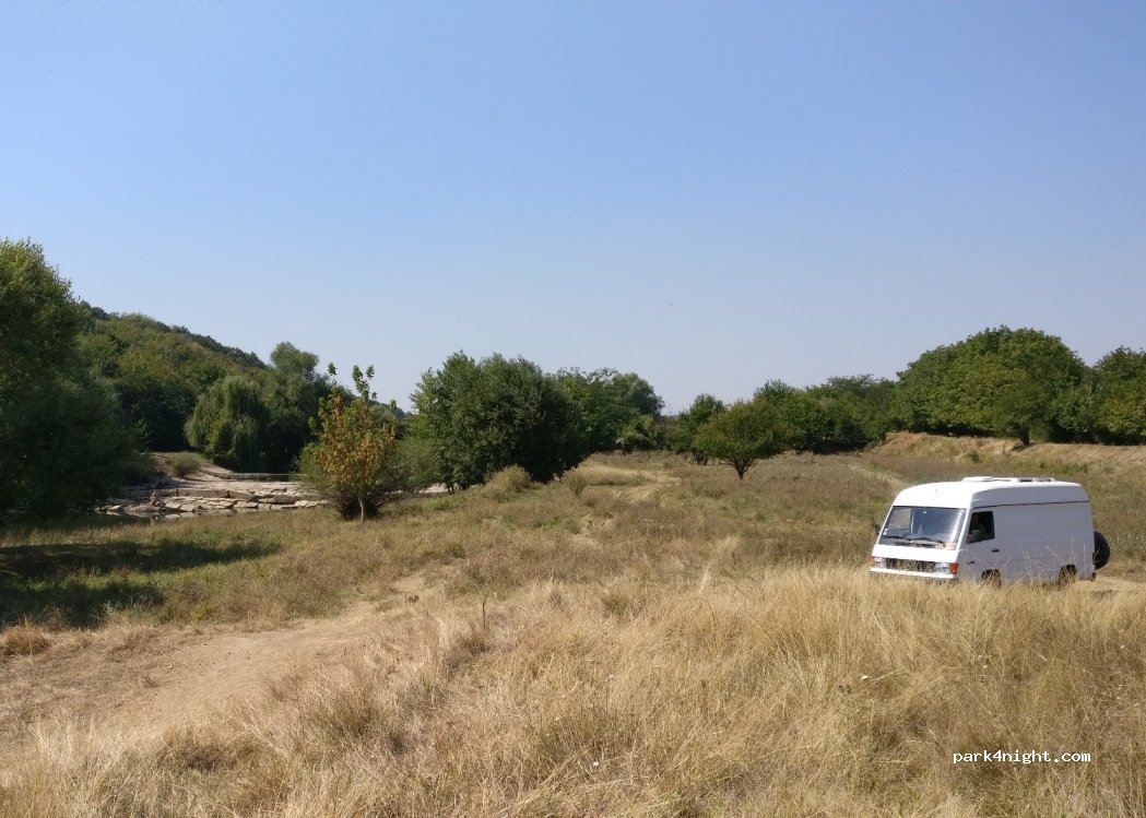 (5560) Aleksandrovo - Unnamed Road — foto