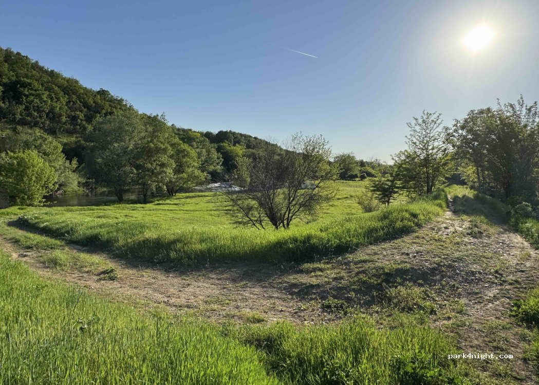 (5560) Aleksandrovo - Unnamed Road — foto 3