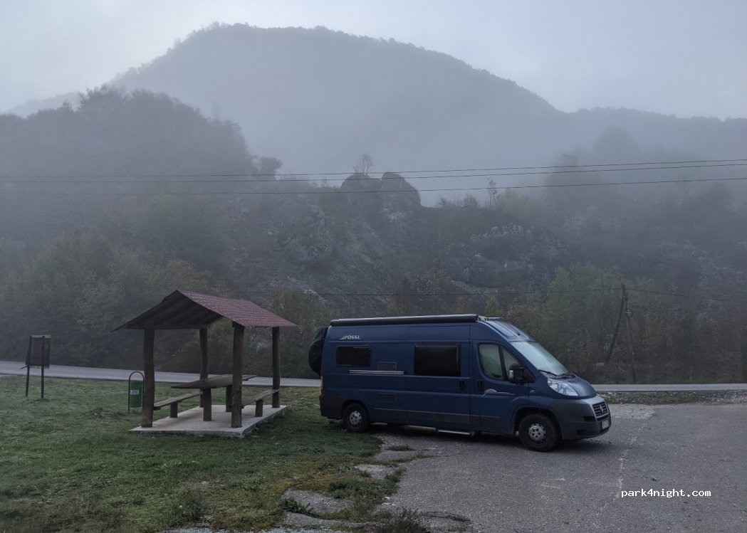 () Crăciunești - DJ706A — foto 2