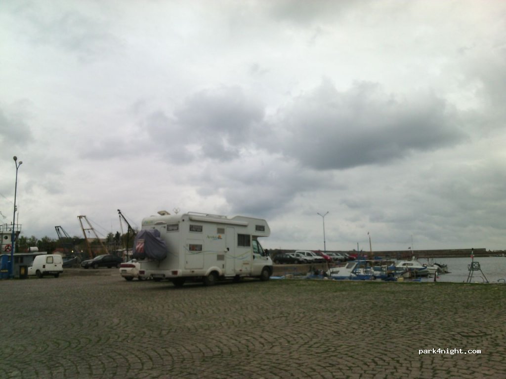 (8130) Burgas - ulitsa — foto