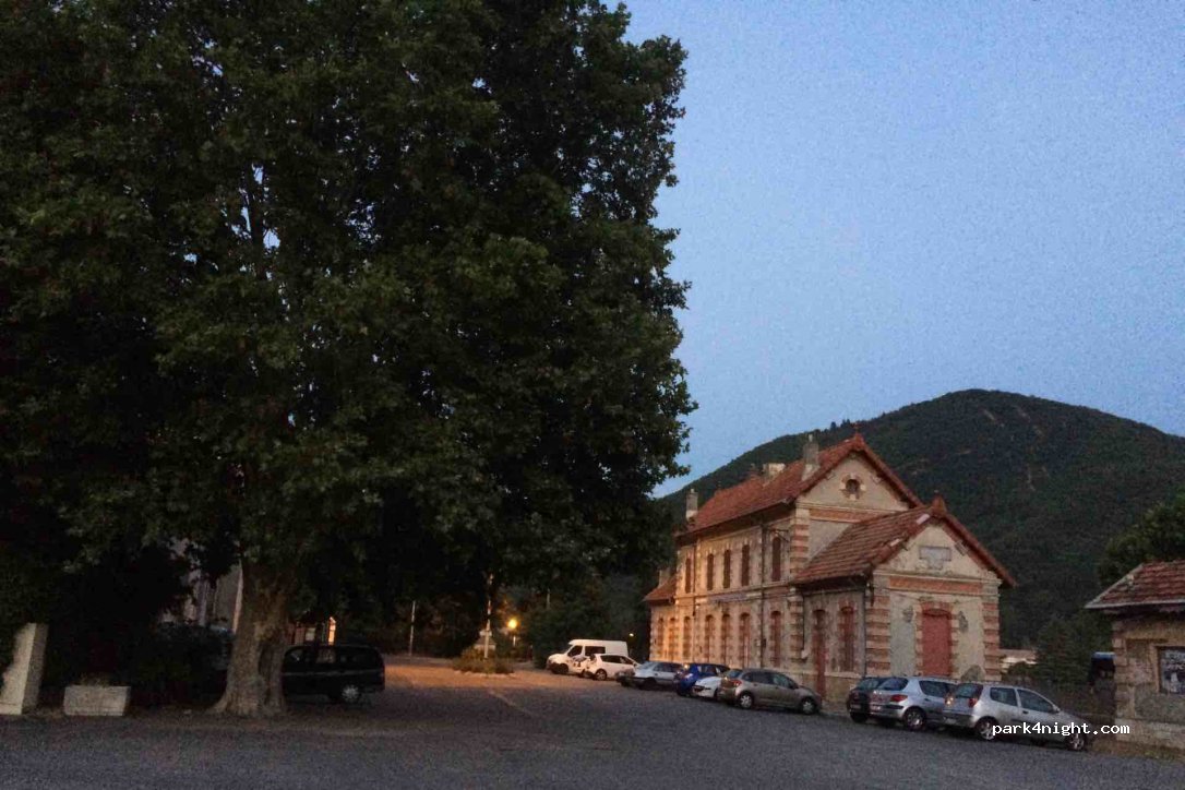 (04000) Digne-les-Bains - 1 Rue Pierre Semard — foto 2