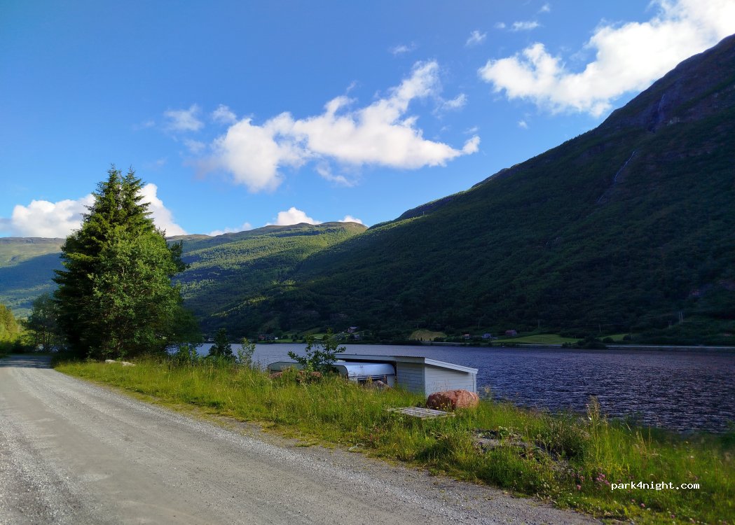 (2977) Øye - 71 Strøndafjordvegen — foto 5